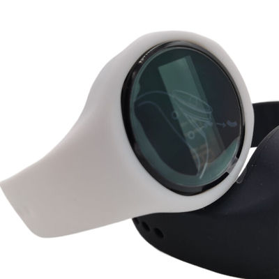 Gelang Pedometer yang Bisa Dipakai Dengan Pelacak Pembakaran Kalori Desain Ringan